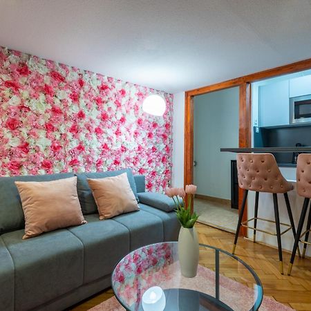 Rose Garden Apartment Budapeste Exterior foto